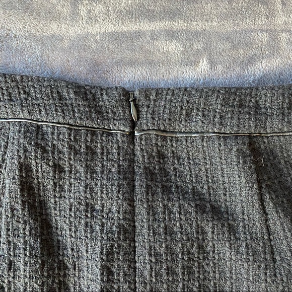 White House Black Market Black Large Button Tweed and faux leather Skirt size 8 - Picture 6 of 12